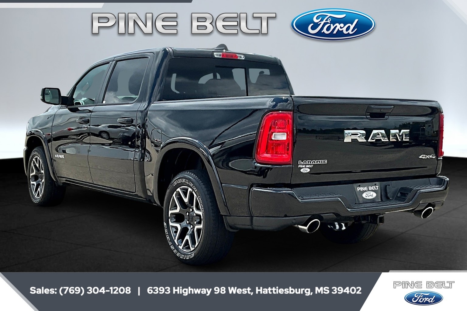 2025 Ram 1500 Laramie photo 2