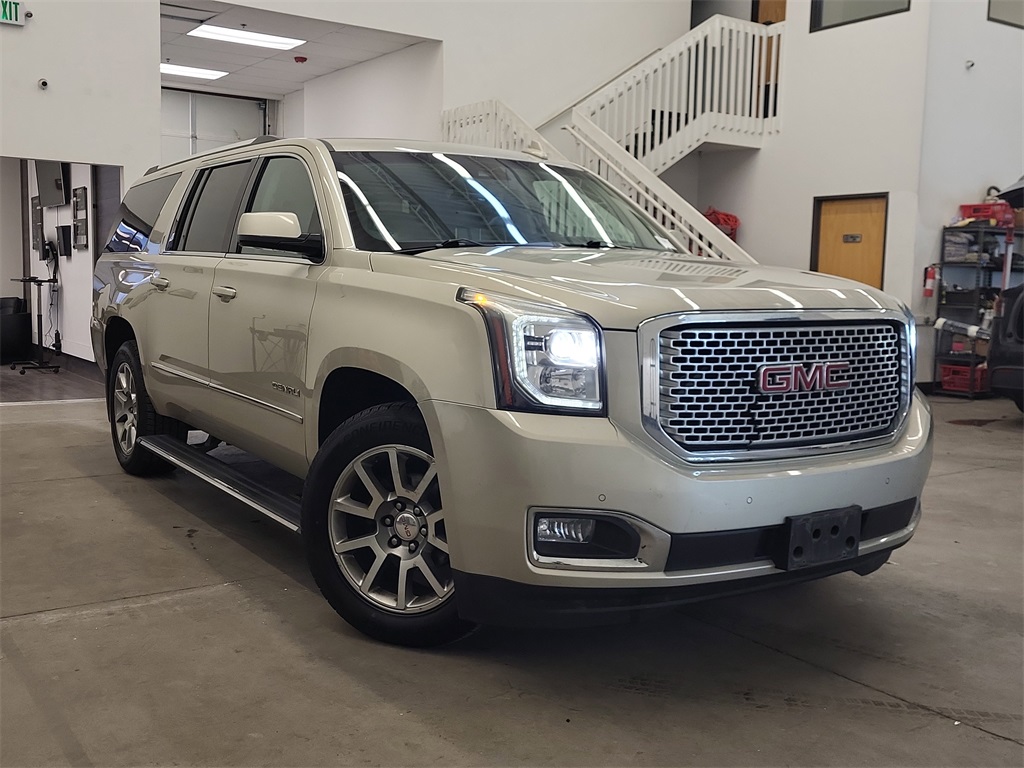 2015 GMC Yukon XL Denali's photo