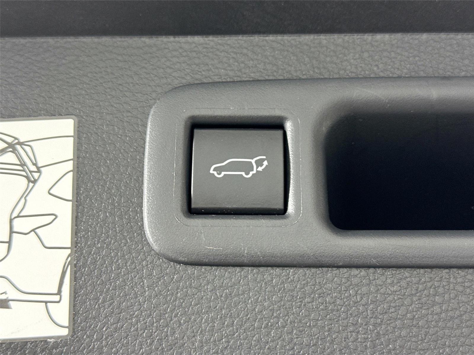 2023 Toyota Highlander Hybrid Bronze Edition photo 36