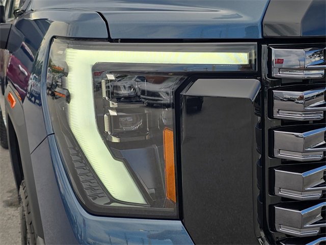 2026 Gmc Sierra 2500 HD Denali Ultimate photo 8