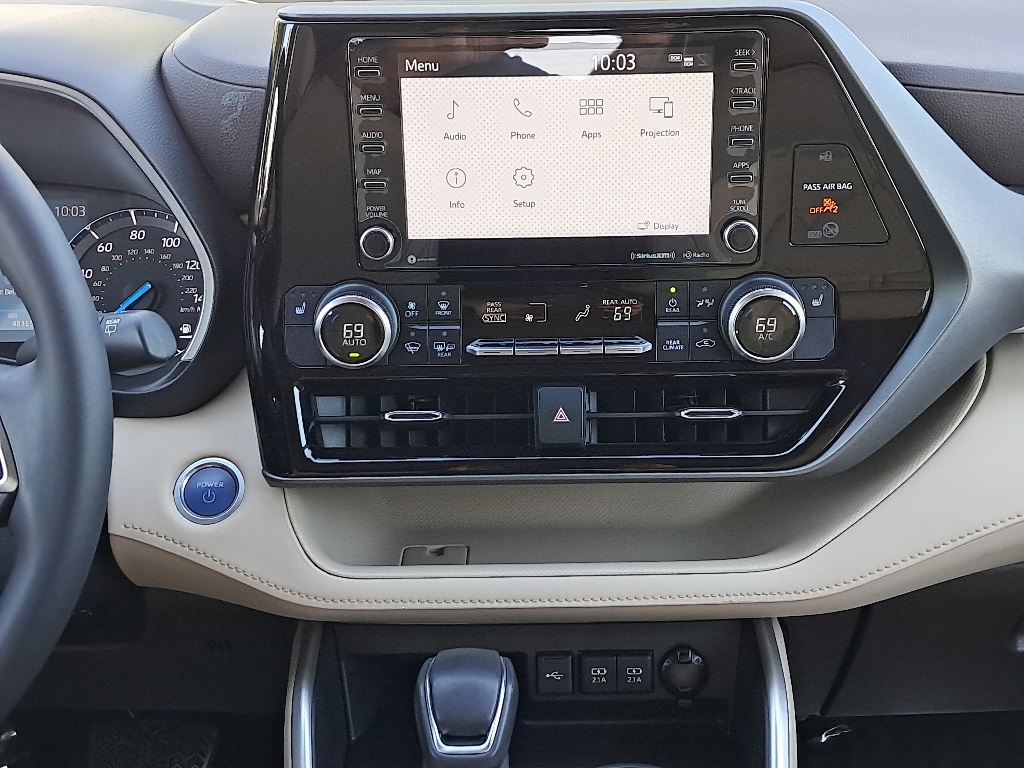 2021 Toyota Highlander Hybrid XLE photo 17