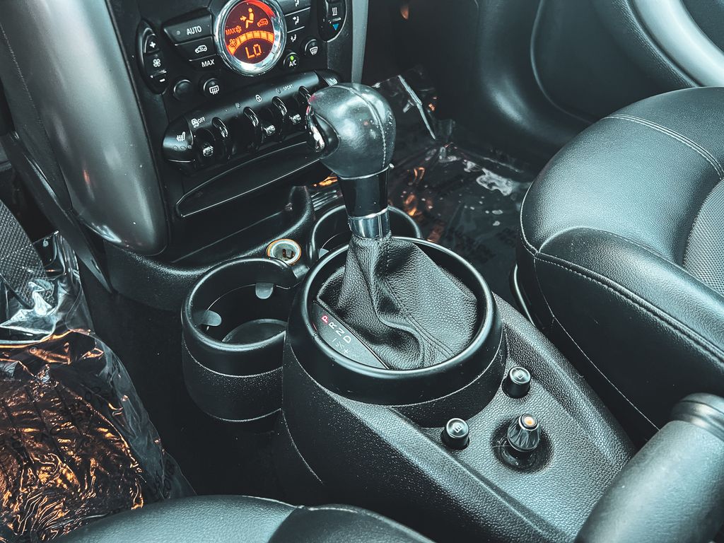 2016 Mini Countryman photo 16