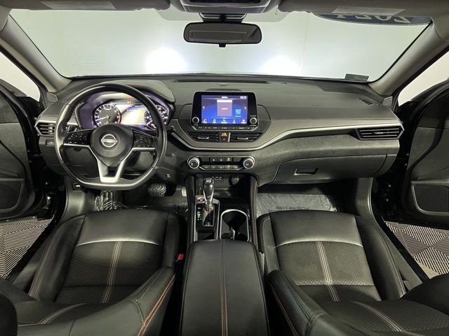 2024 Nissan Altima 2.5 SR photo 9