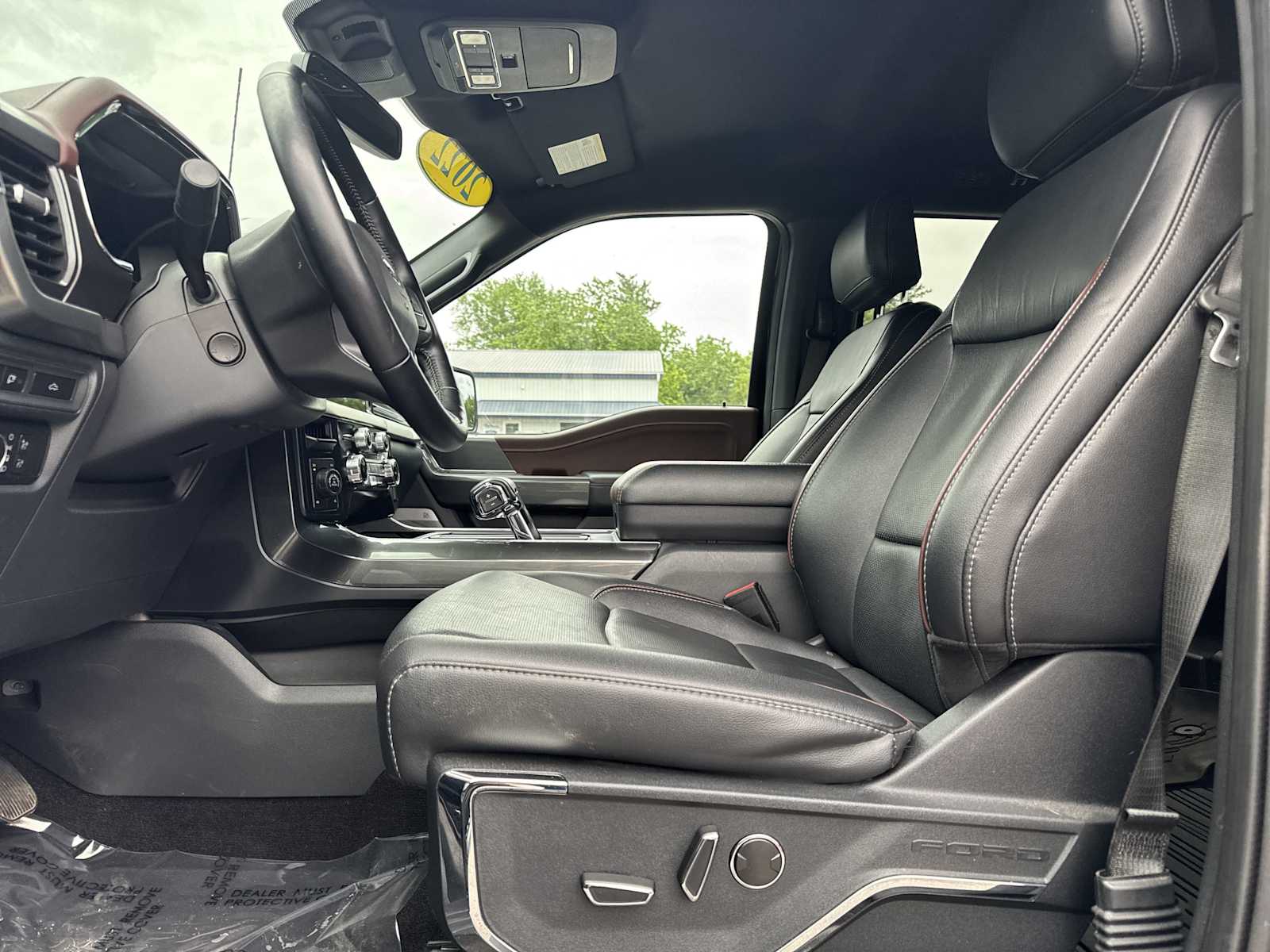 2022 Ford F-150 Lariat photo 23