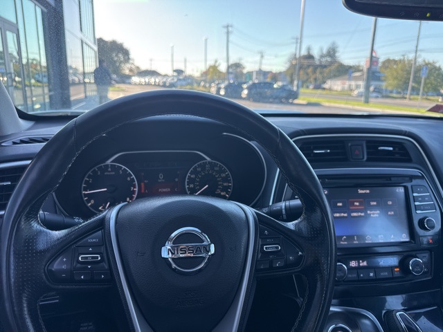 2017 Nissan Maxima Platinum photo 21