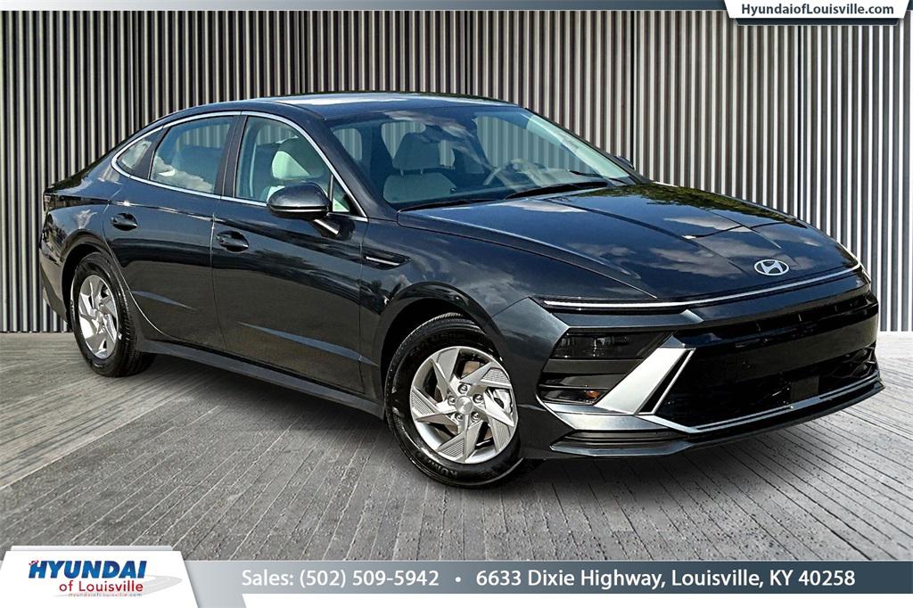 2026 Hyundai Sonata SE's photo