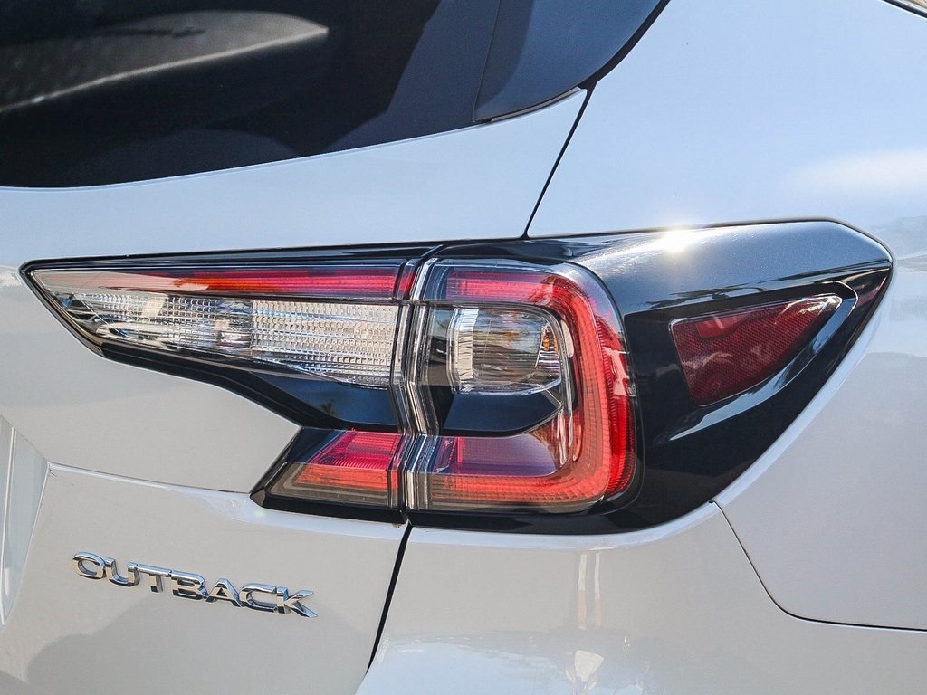 2023 Subaru Outback Premium photo 4