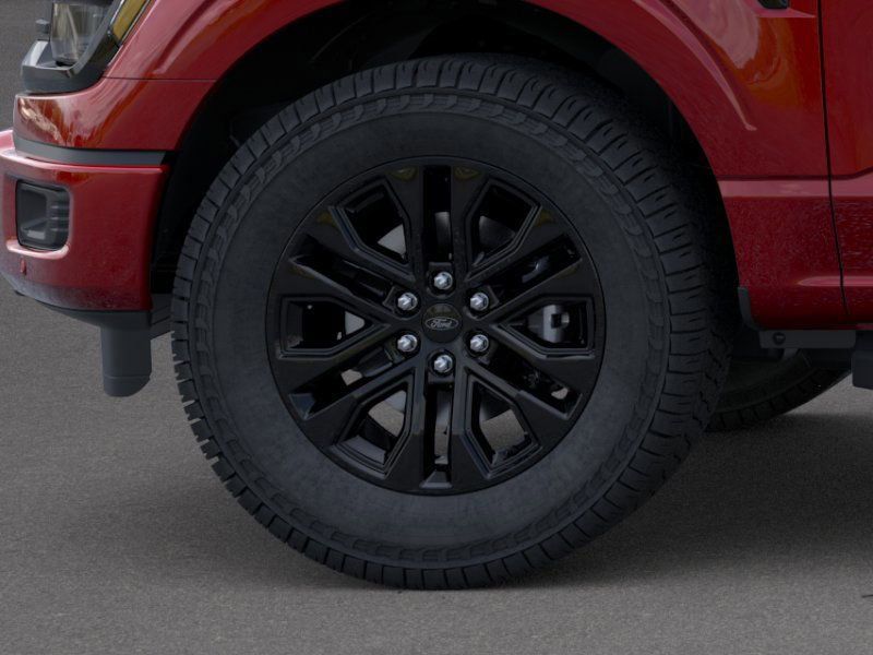 2025 Ford F-150 XLT photo 16