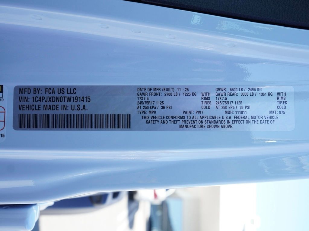 New 2026 Bright White Clear-Coat Exterior Paint Jeep 4-Door Sport S image 30