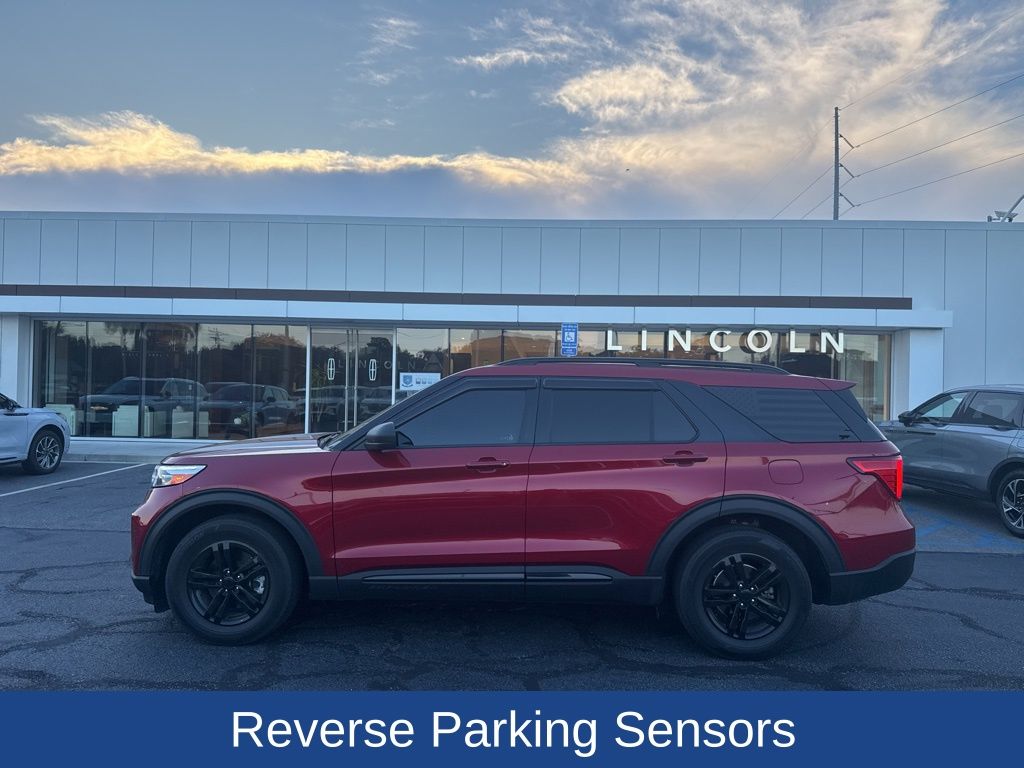 2021 Ford Explorer XLT photo 3