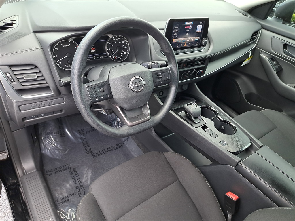 2025 Nissan Rogue S photo 18