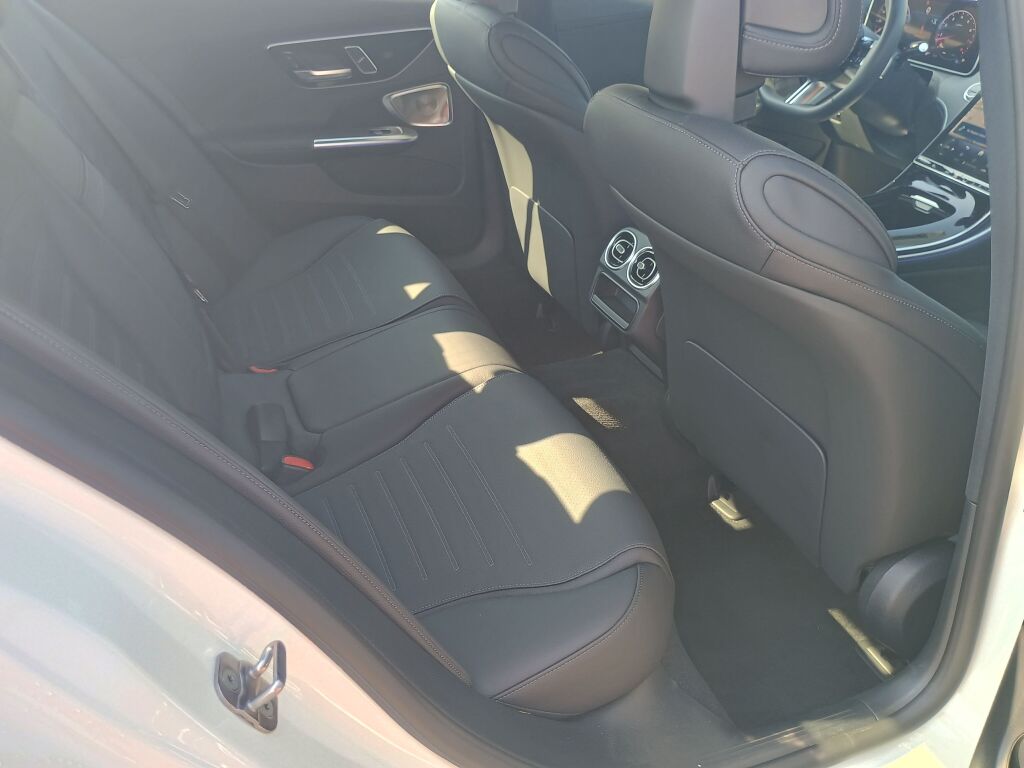 2025 Mercedes Benz C 300 4MATIC photo 18