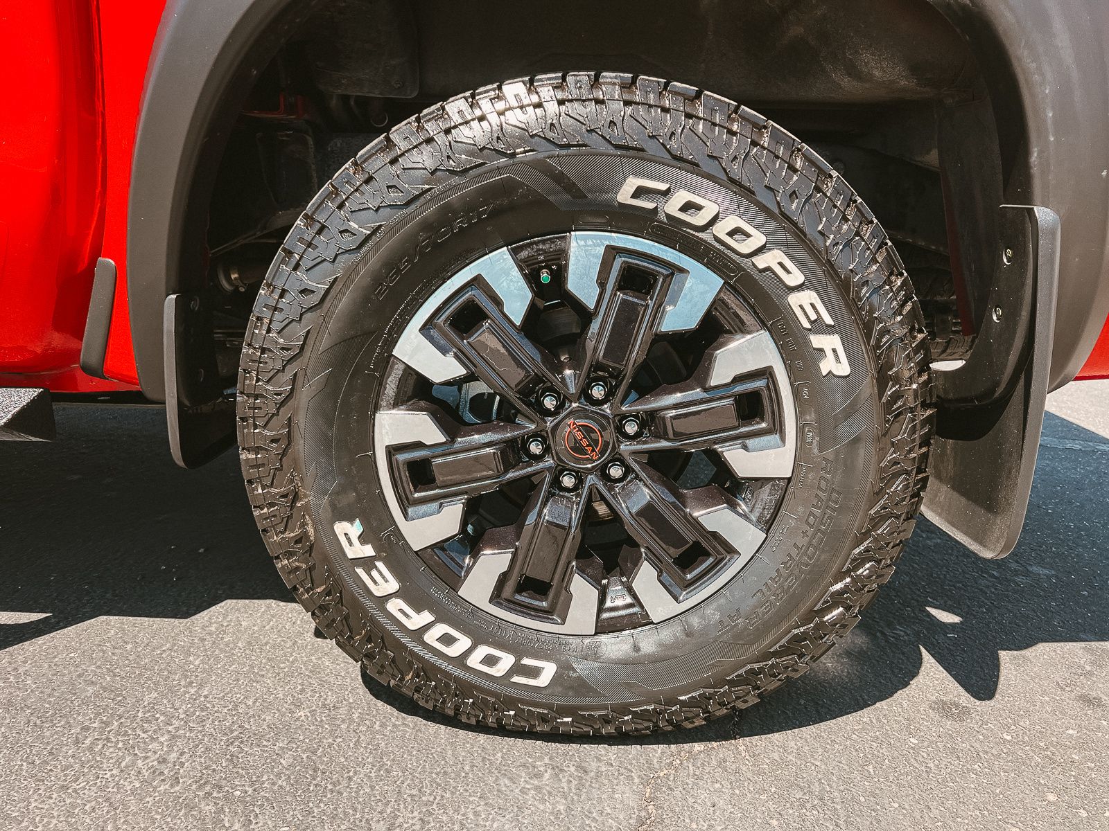 2024 Nissan Frontier PRO-4X photo 5