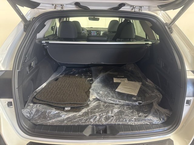 2025 Subaru Outback Onyx Edition photo 4