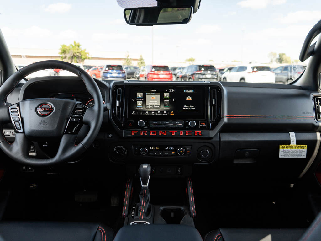 2026 Nissan Frontier PRO-4X photo 12