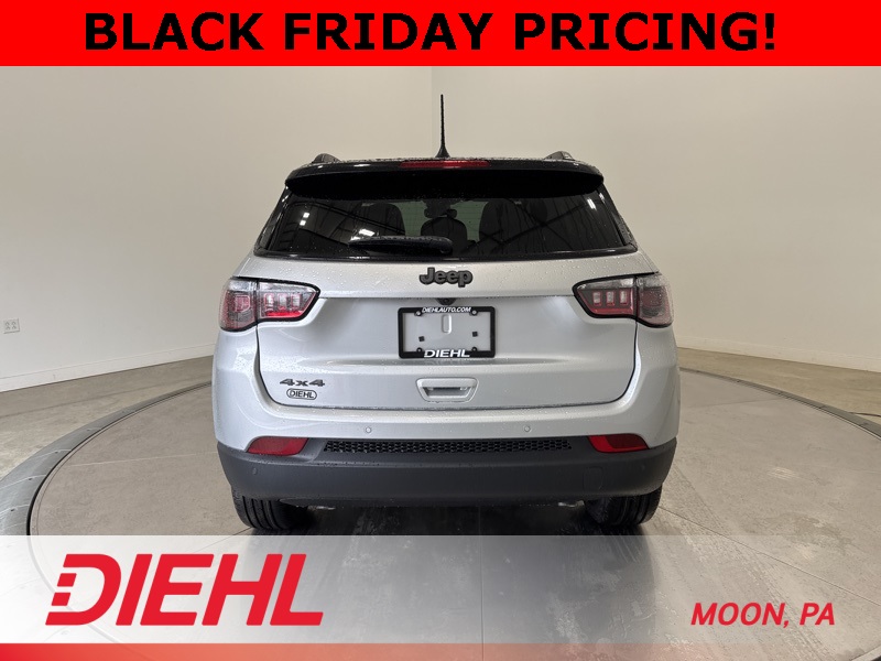 2026 Jeep Compass Limited Altitude photo 3