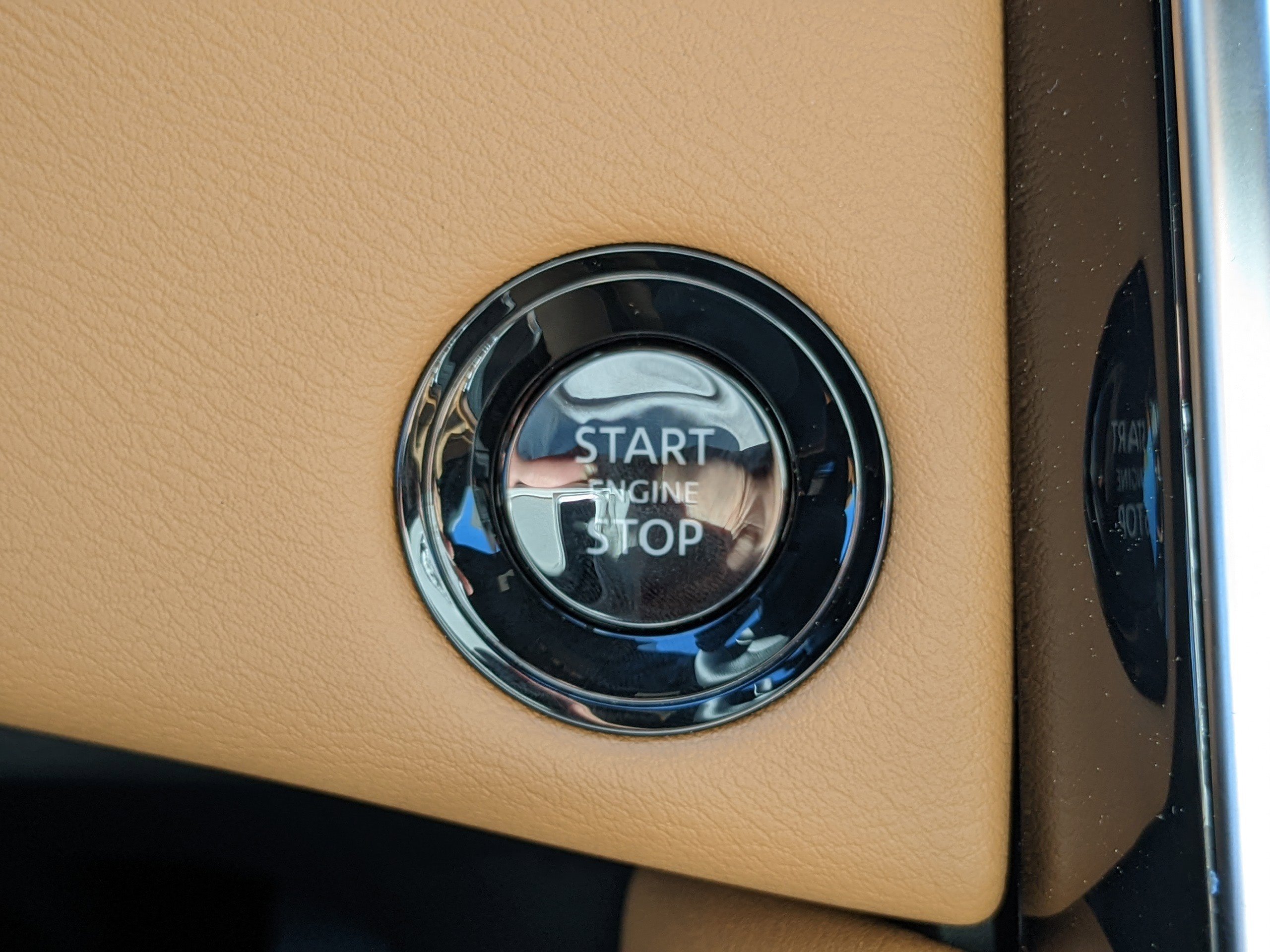 2025 Nissan Armada SL photo 19