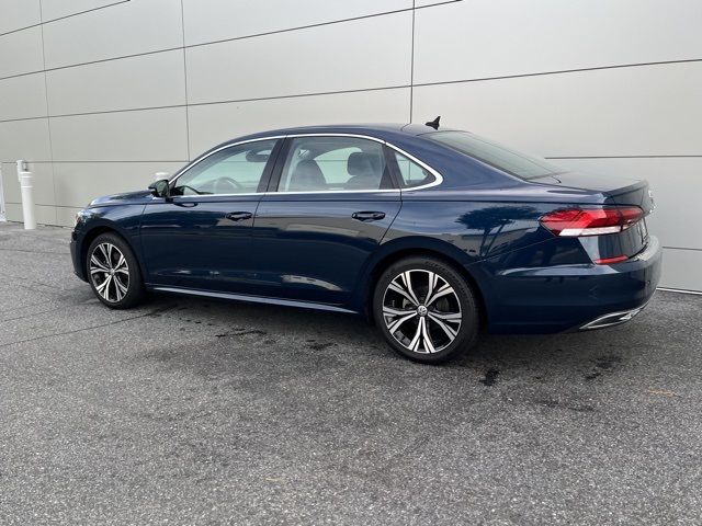 2022 Volkswagen Passat 2.0T SE photo 13