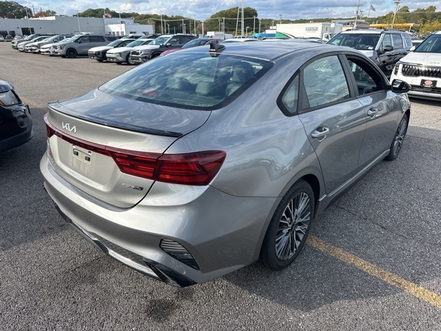 2023 Kia Forte GT-Line photo 3
