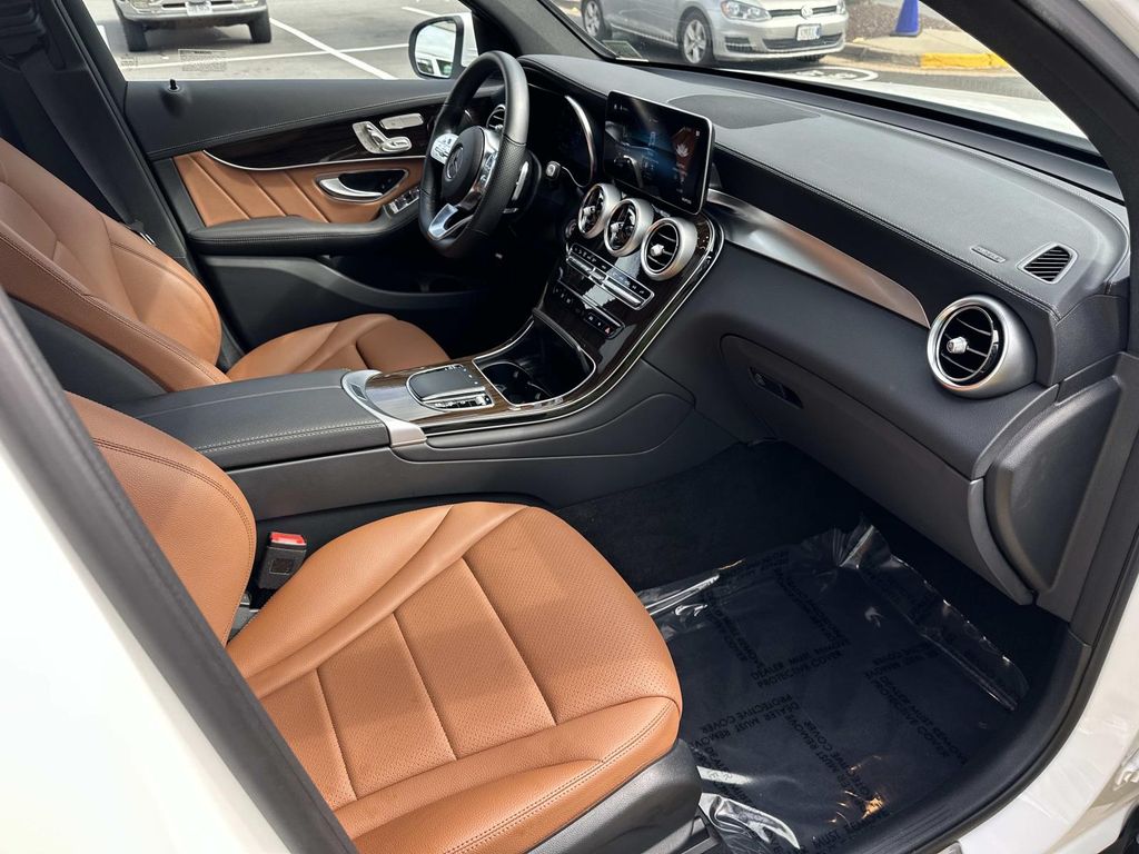 2022 Mercedes Benz GLC 300 Coupe photo 16