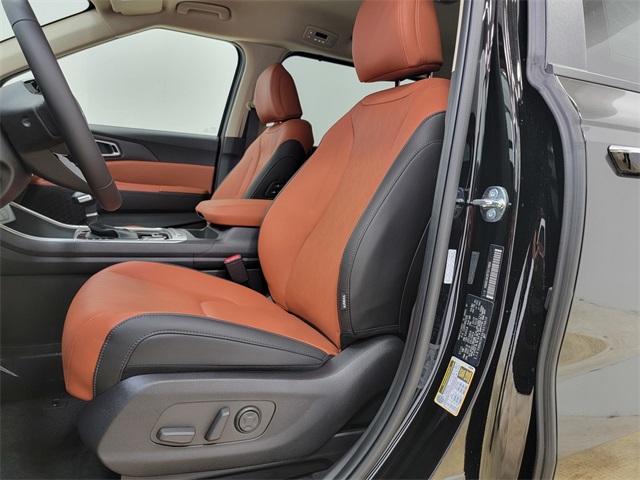 2026 Kia Carnival EX photo 13