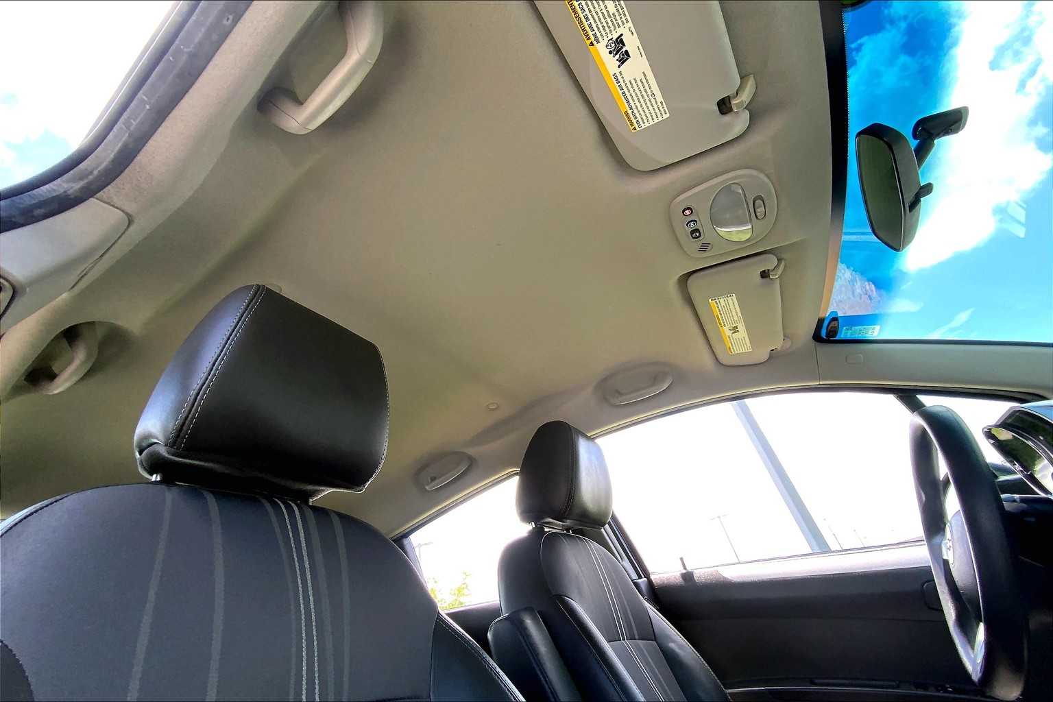 2015 Chevrolet Spark LS photo 13