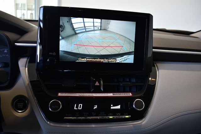 2023 Toyota Corolla Cross LE photo 21