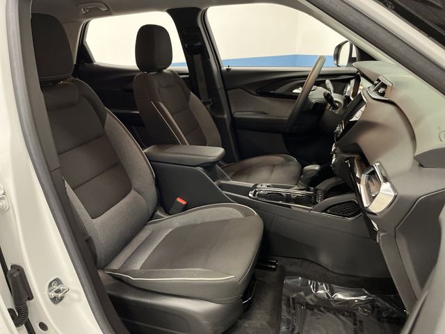2022 Chevrolet Trailblazer LT photo 25