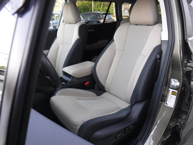 2023 Subaru Outback Premium photo 12