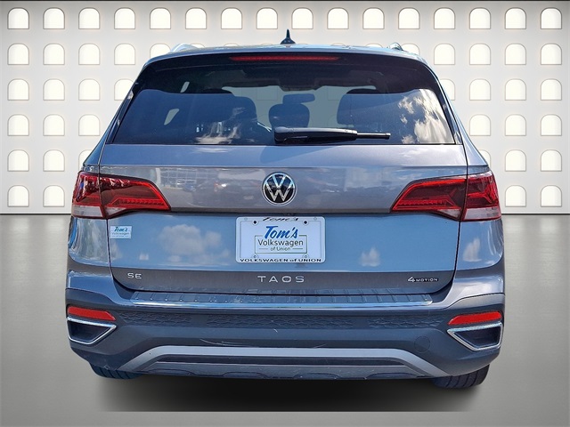 2022 Volkswagen Taos SE photo 4