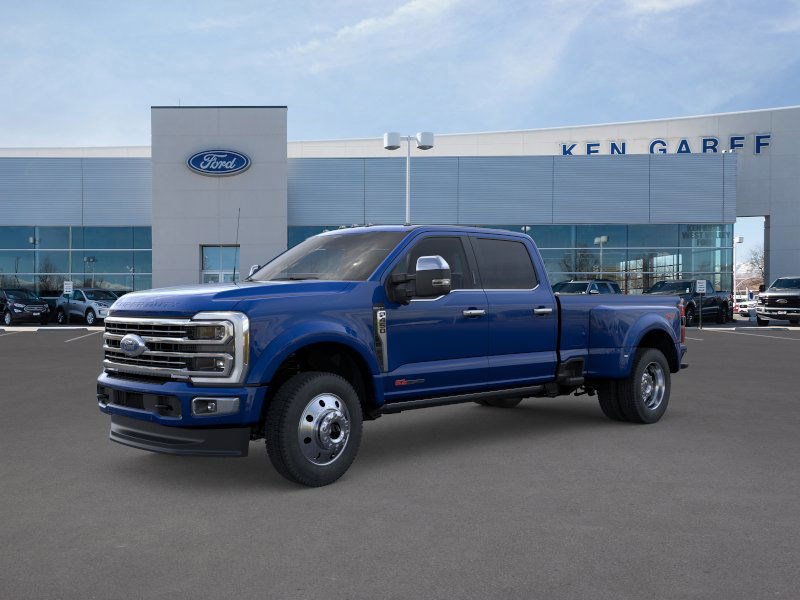 2026 Ford F-450 Super Duty Platinum's photo