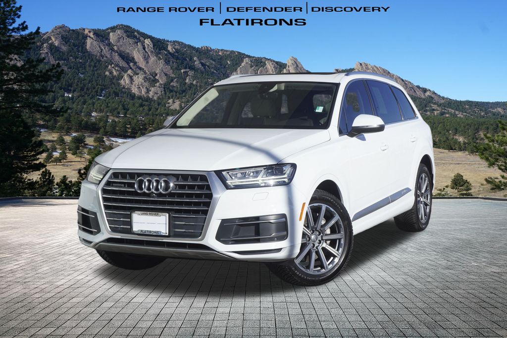 2019 Audi Q7 SE Premium Plus