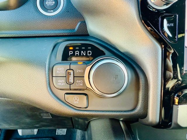 2025 Ram 1500 Big Horn Lone Star photo 19