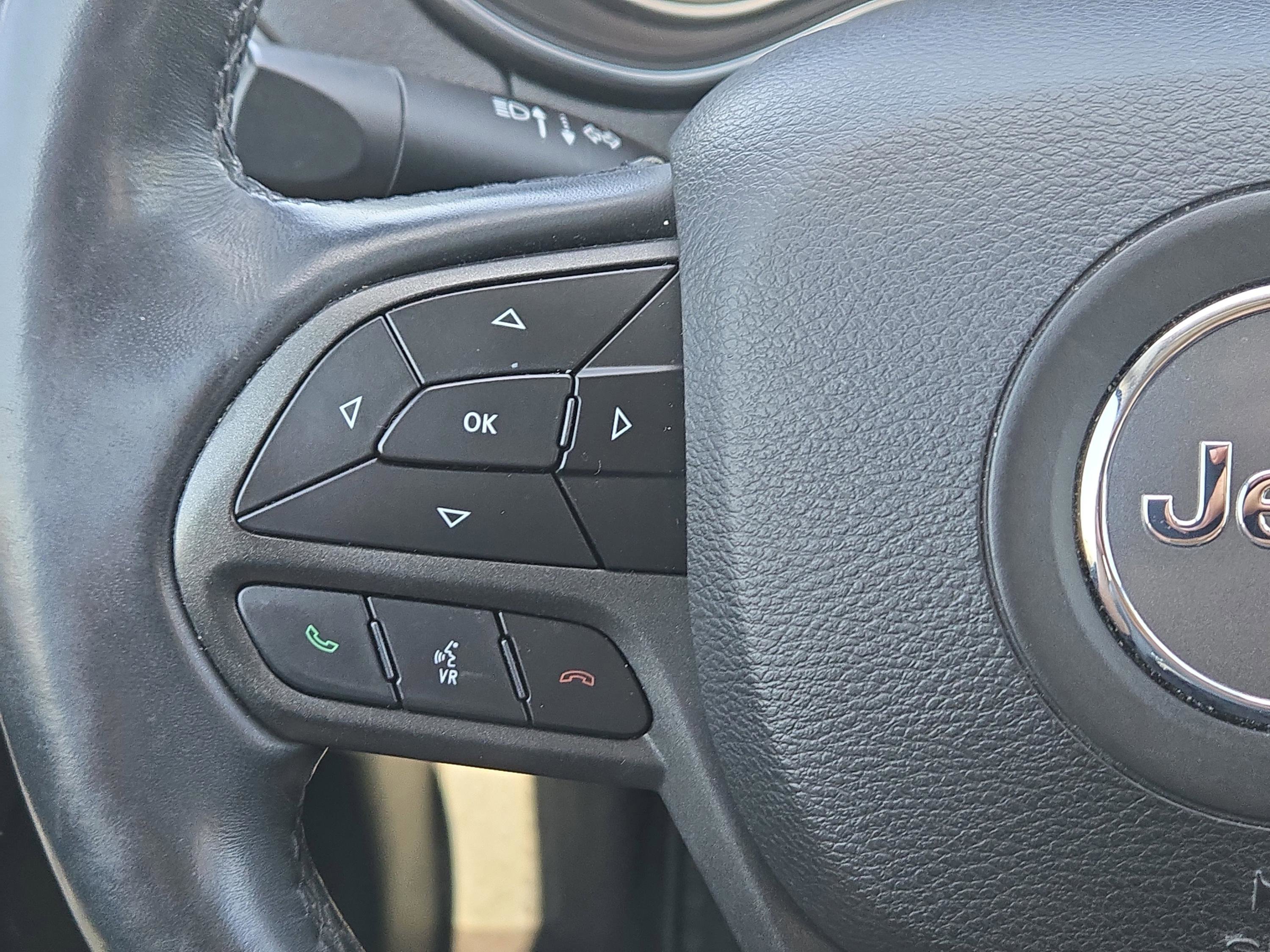 2019 Jeep Cherokee Trailhawk photo 17