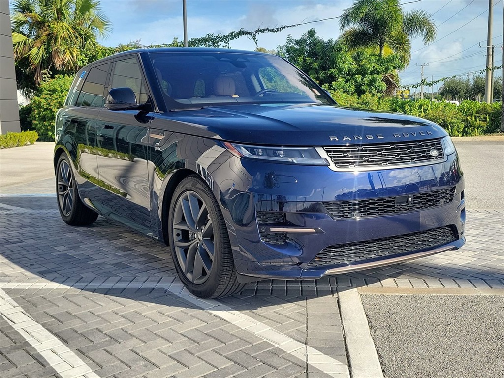 2023 Land Rover Range Rover Sport SE photo 7