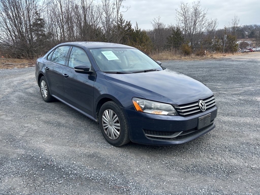 2015 Volkswagen Passat S's photo