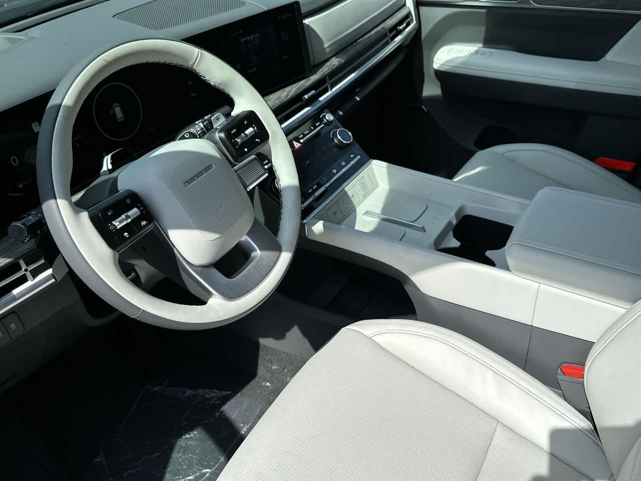 2025 Hyundai Santa Fe Calligraphy photo 11