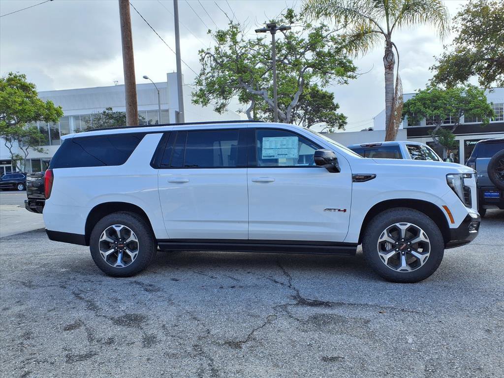 2026 Gmc Yukon XL AT4 photo 4