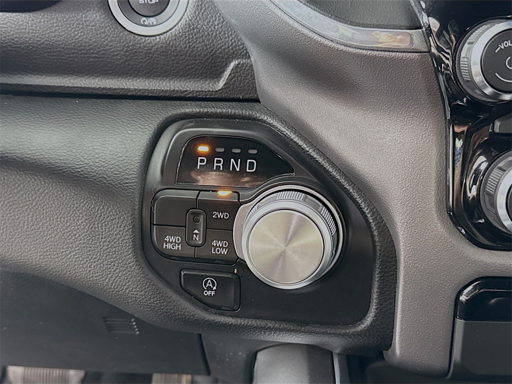 2023 Ram 1500 Laramie photo 12