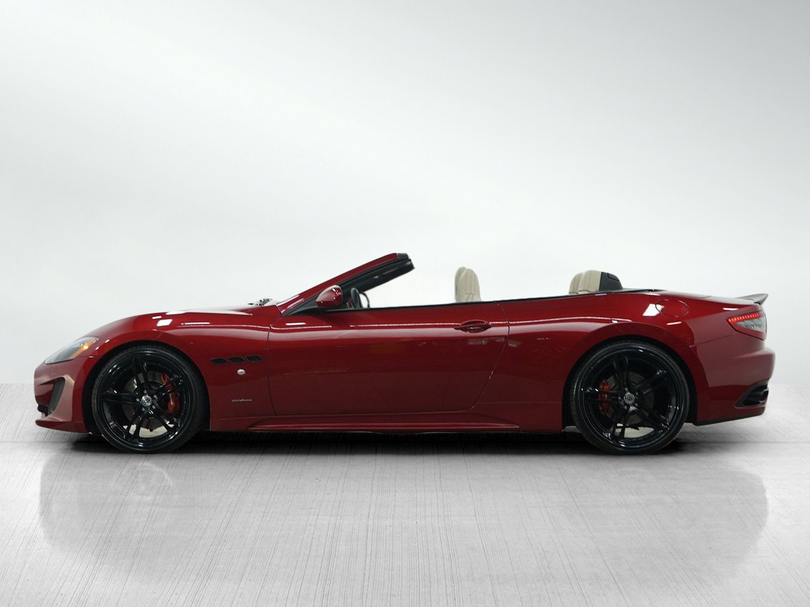Used 2014 Maserati GranTurismo Base with VIN ZAM45VMA5E0091241 for sale in Hopkins, Minnesota