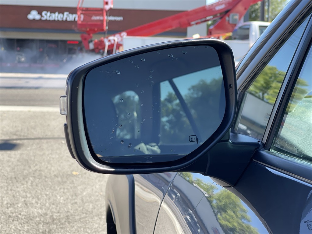 2024 Subaru Outback Onyx Edition photo 17