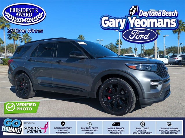 2024 Ford Explorer ST's photo