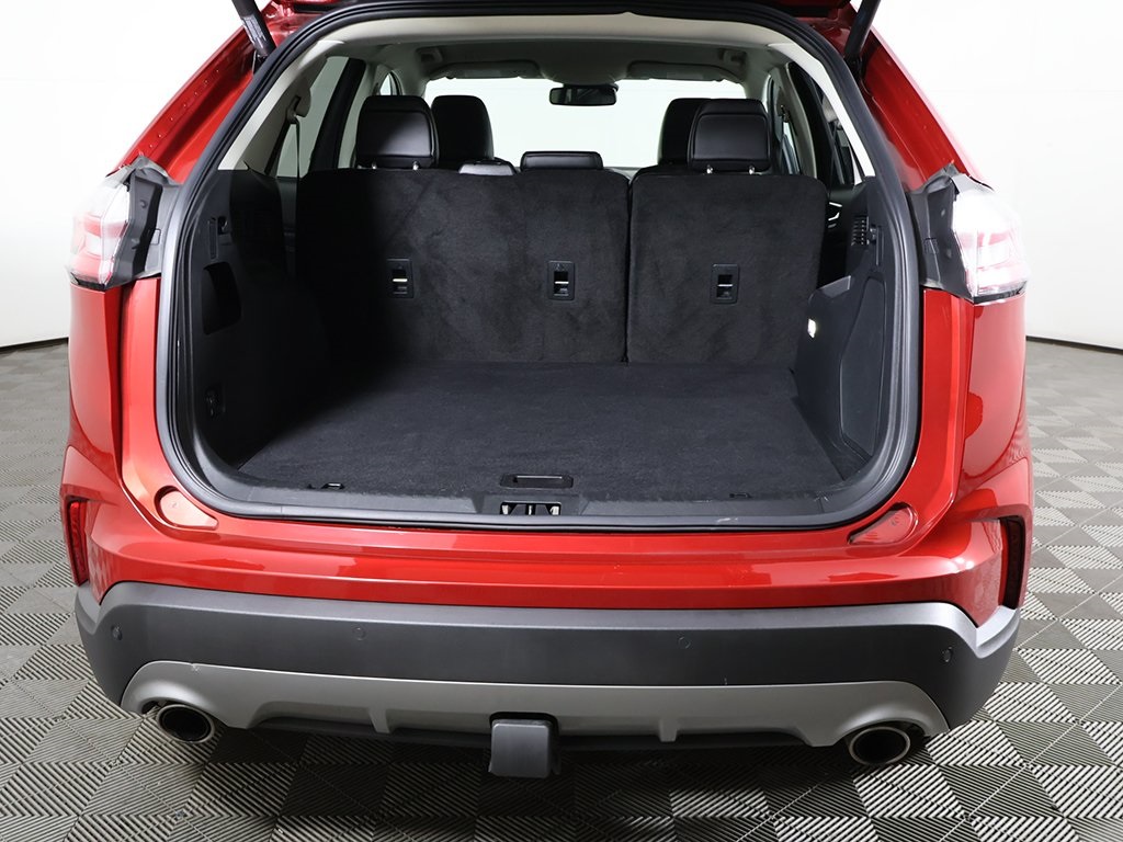 2022 Ford Edge Titanium photo 14