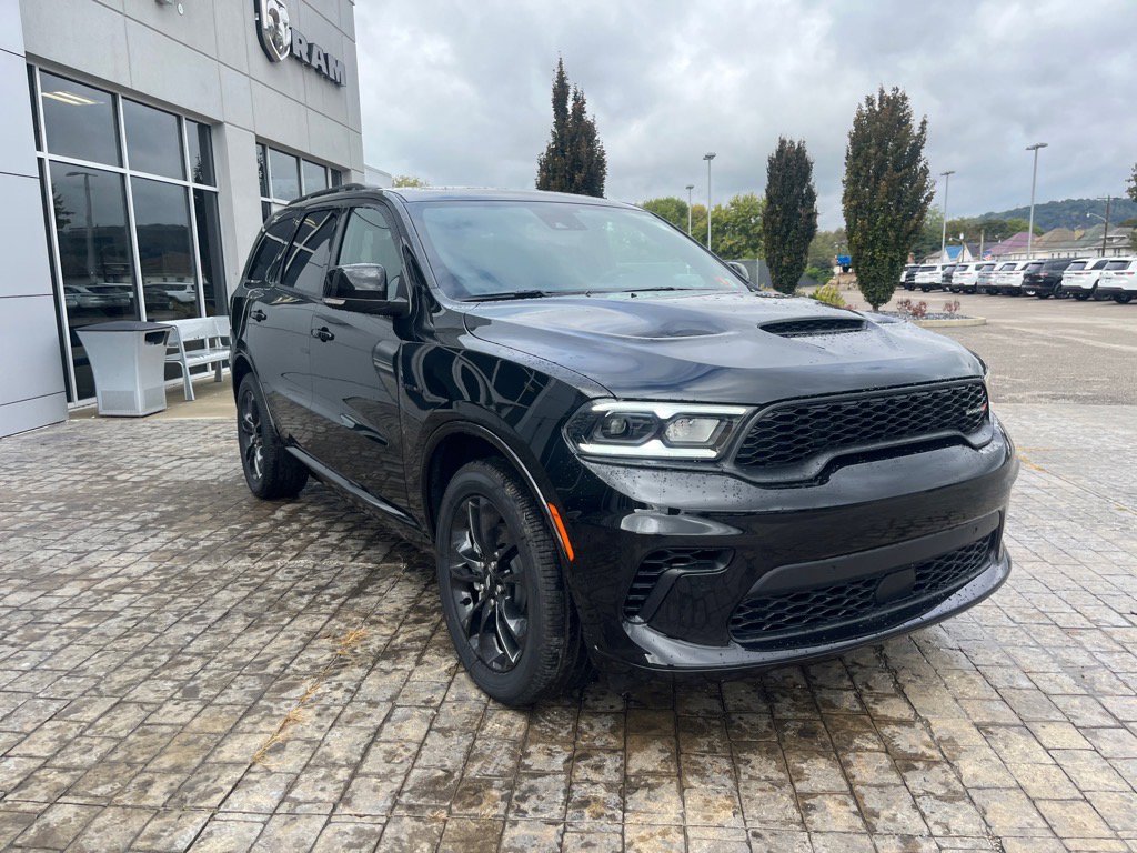 2025 Dodge Durango R/T Plus photo 2