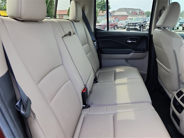 2019 Honda Ridgeline RTL-E photo 19