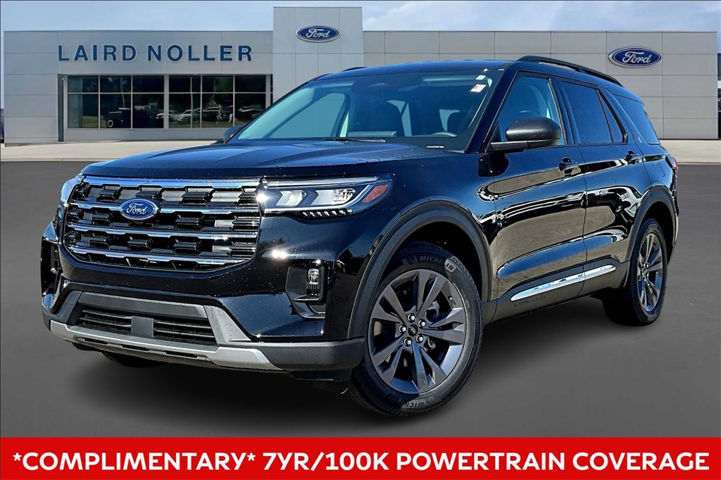 2025 Ford Explorer Active's photo