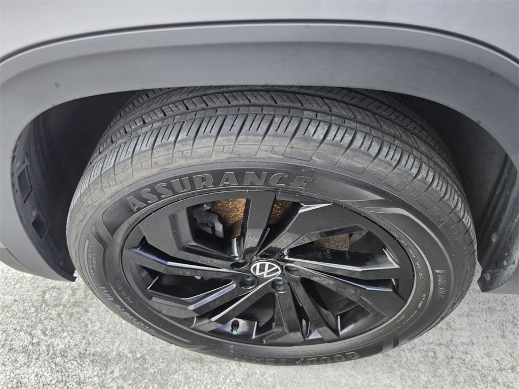 2022 Volkswagen Atlas V6 SE Technology photo 3