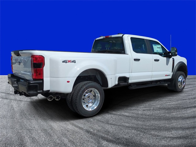 2026 Ford F-450 photo 3