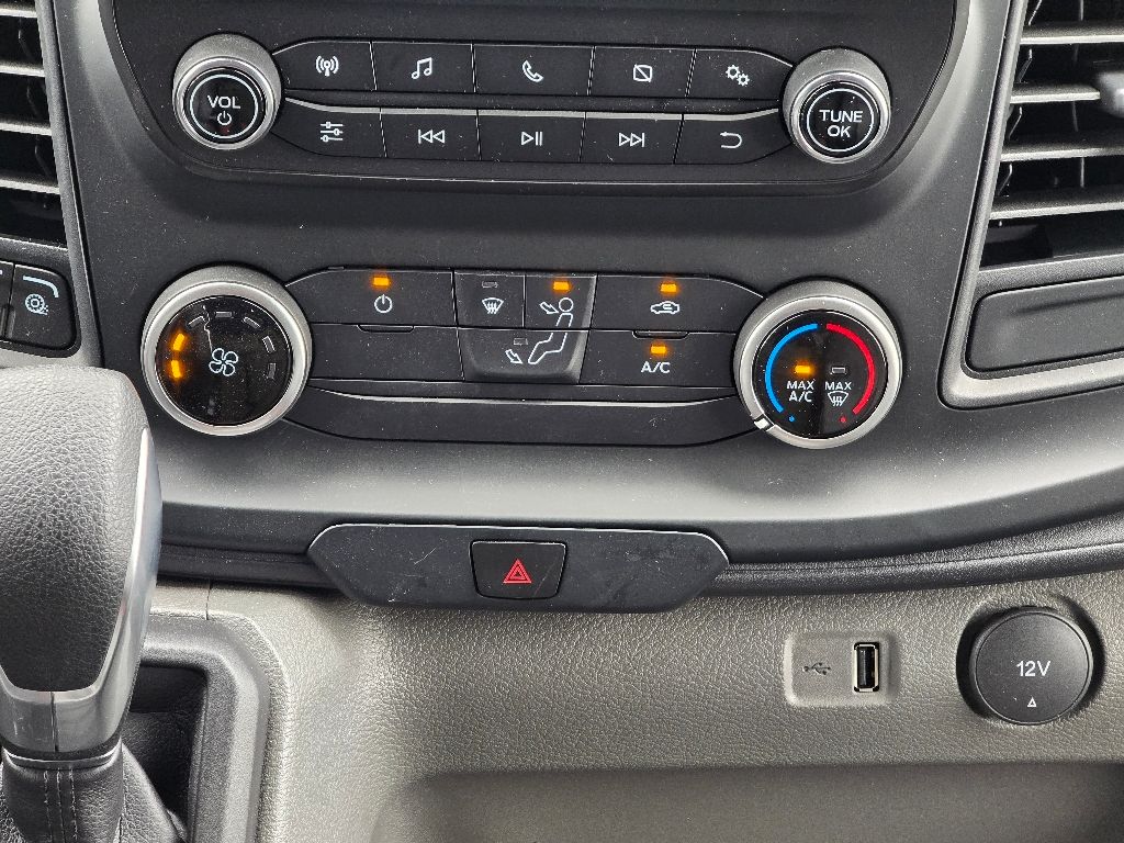 2024 Ford Transit Cargo Van photo 14