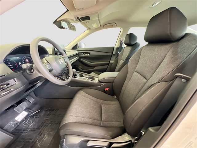 2025 Honda Accord LX photo 21
